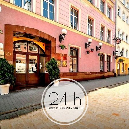 Great Polonia Swidnica City Center Bagian luar foto