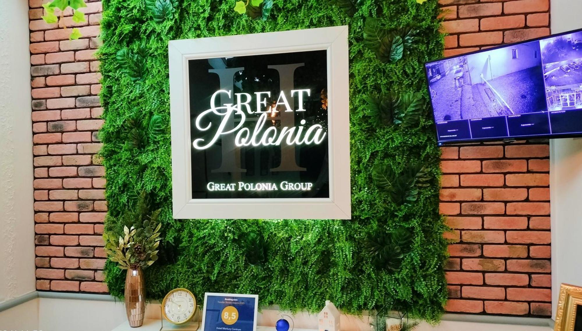 Great Polonia Swidnica City Center Bagian luar foto